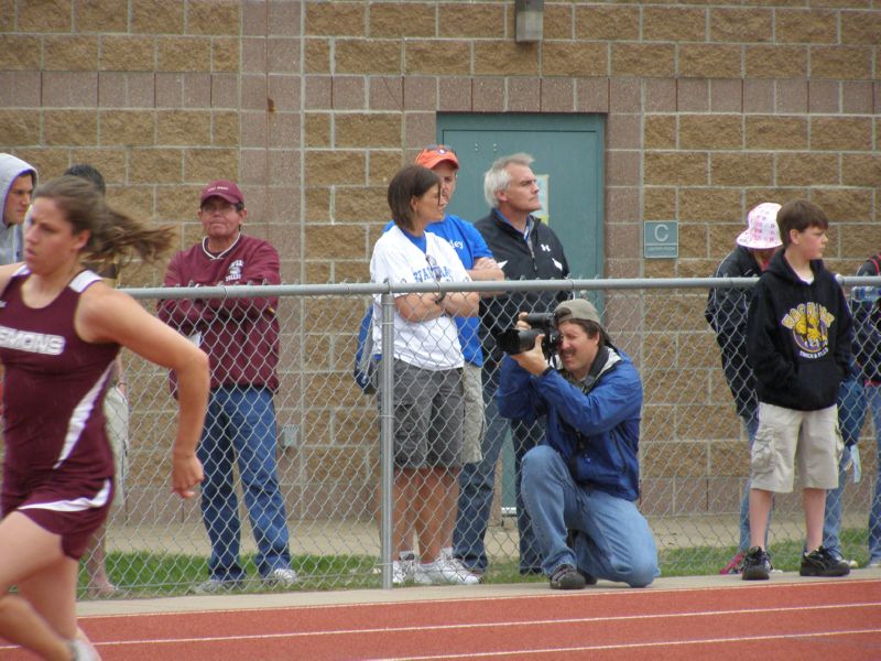 Spectators and Staff (9 of 10)